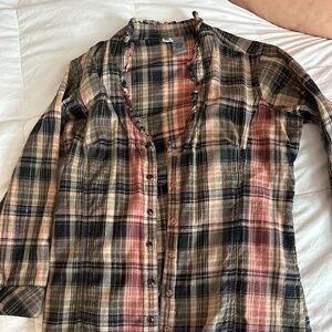 Thin cotton button up